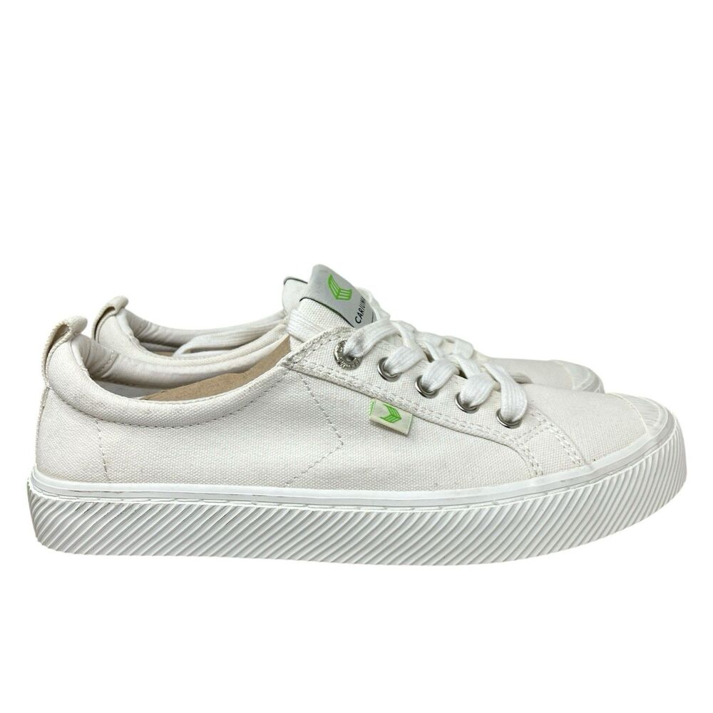 Cariuma Canvas Sneakers Mens 7 White Lace‎ Up Low Top Casual Comfort Shoes